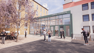 Entré med stora glaspartier och elever framför
