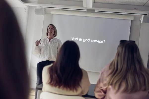 lärare håller en lektion