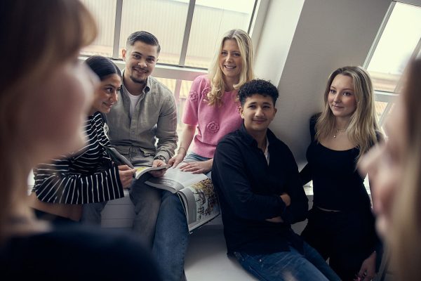 Elever i ett grupprum